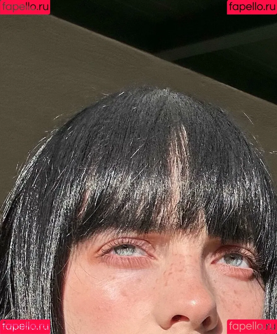 Billie Eilish / Fake / billeeilish / billieeilish Onlyfans Photo Gallery 