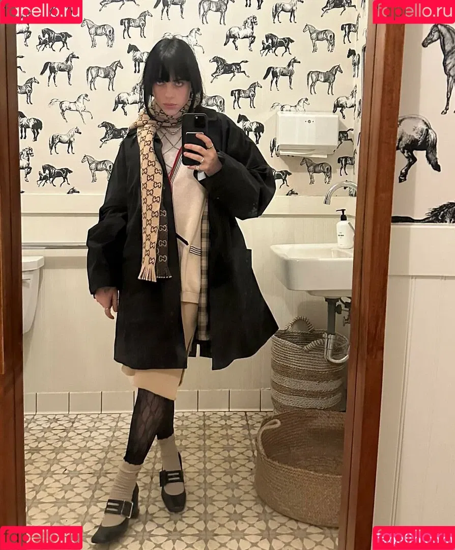 Billie Eilish / Fake / billeeilish / billieeilish Onlyfans Photo Gallery 