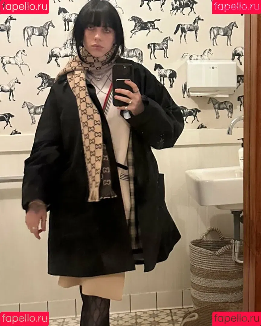Billie Eilish / Fake / billeeilish / billieeilish Onlyfans Photo Gallery 