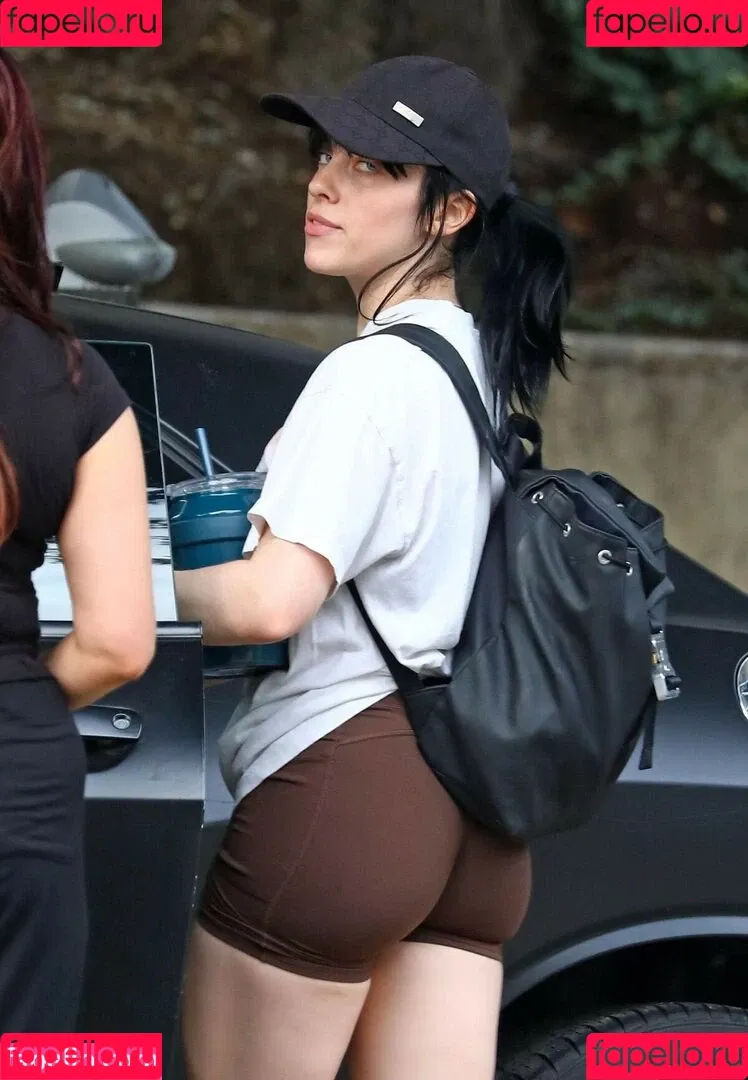 Billie Eilish / Fake / billeeilish / billieeilish Onlyfans Photo Gallery 