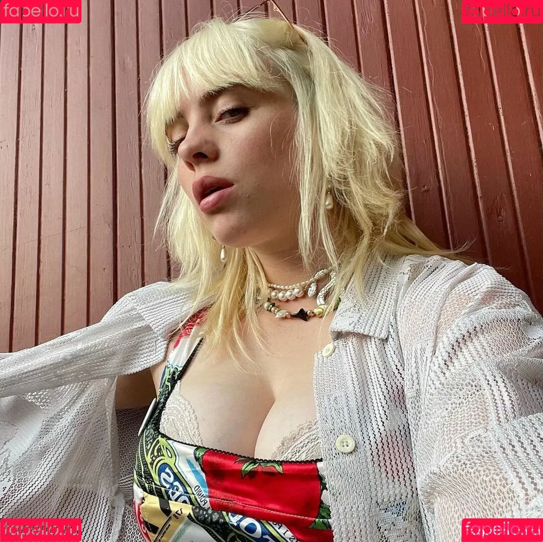 Billie Eilish / Fake / billeeilish / billieeilish Onlyfans Photo Gallery 