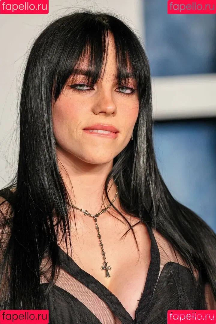 Billie Eilish / Fake / billeeilish / billieeilish Onlyfans Photo Gallery 