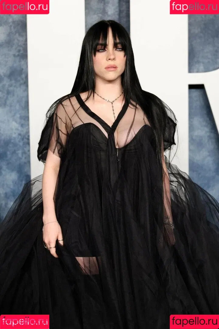 Billie Eilish / Fake / billeeilish / billieeilish Onlyfans Photo Gallery 