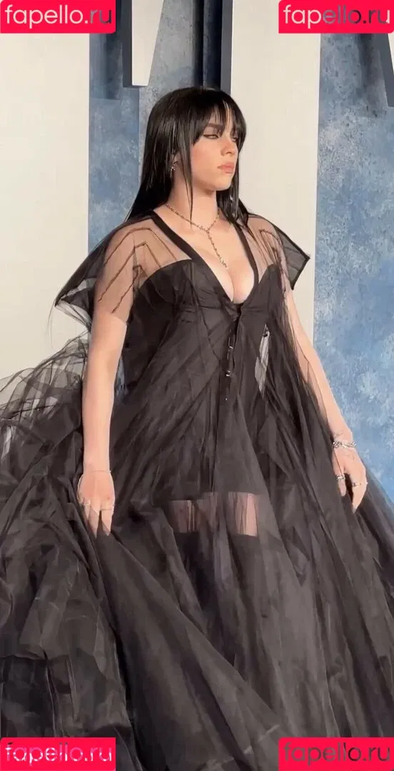 Billie Eilish / Fake / billeeilish / billieeilish Onlyfans Photo Gallery 