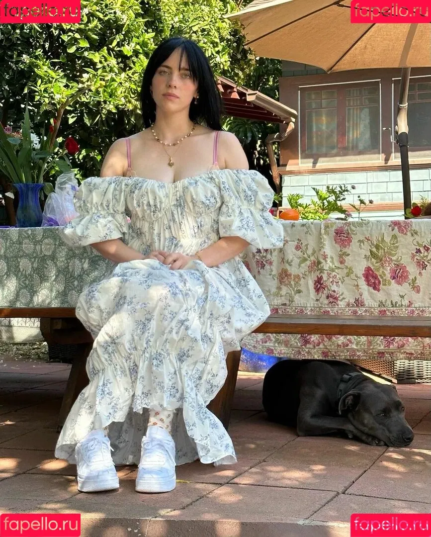 Billie Eilish / Fake / billeeilish / billieeilish Onlyfans Photo Gallery 