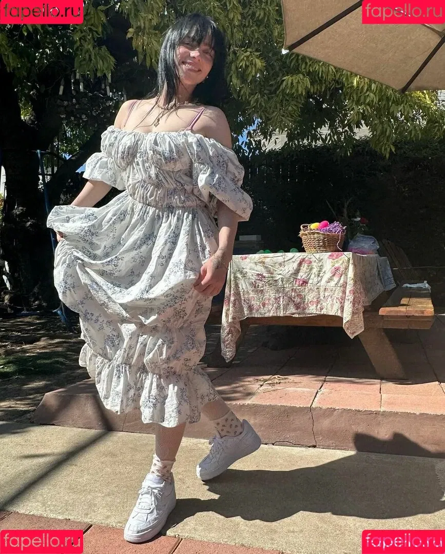 Billie Eilish / Fake / billeeilish / billieeilish Onlyfans Photo Gallery 