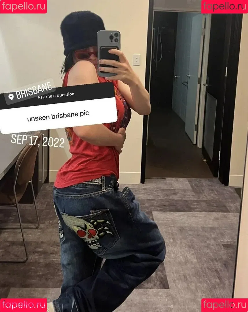 Billie Eilish / Fake / billeeilish / billieeilish Onlyfans Photo Gallery 