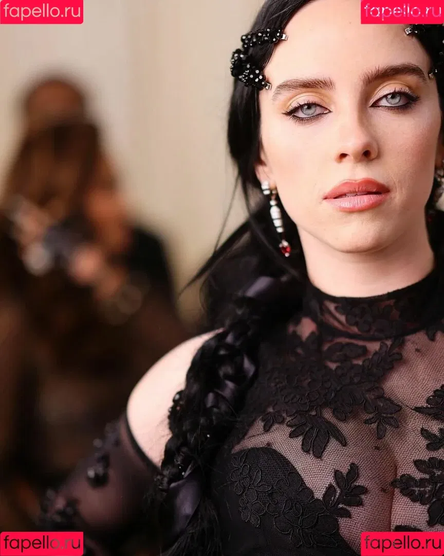 Billie Eilish / Fake / billeeilish / billieeilish Onlyfans Photo Gallery 
