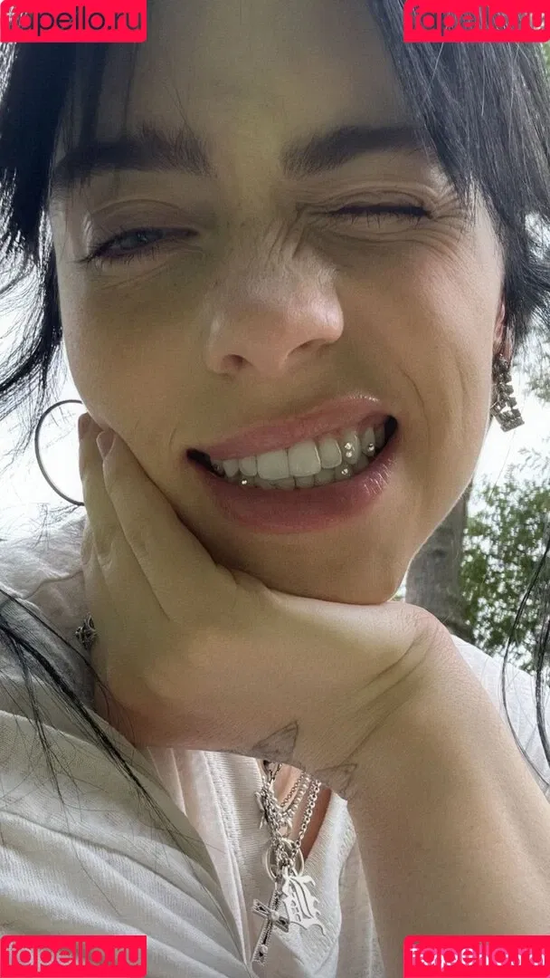 Billie Eilish / Fake / billeeilish / billieeilish Onlyfans Photo Gallery 