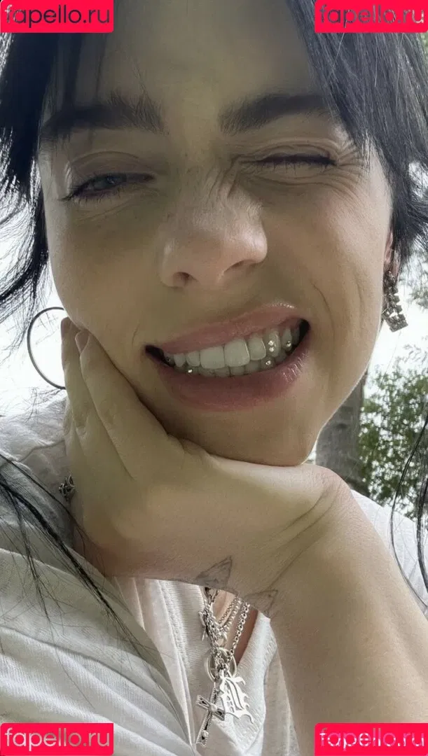 Billie Eilish / Fake / billeeilish / billieeilish Onlyfans Photo Gallery 