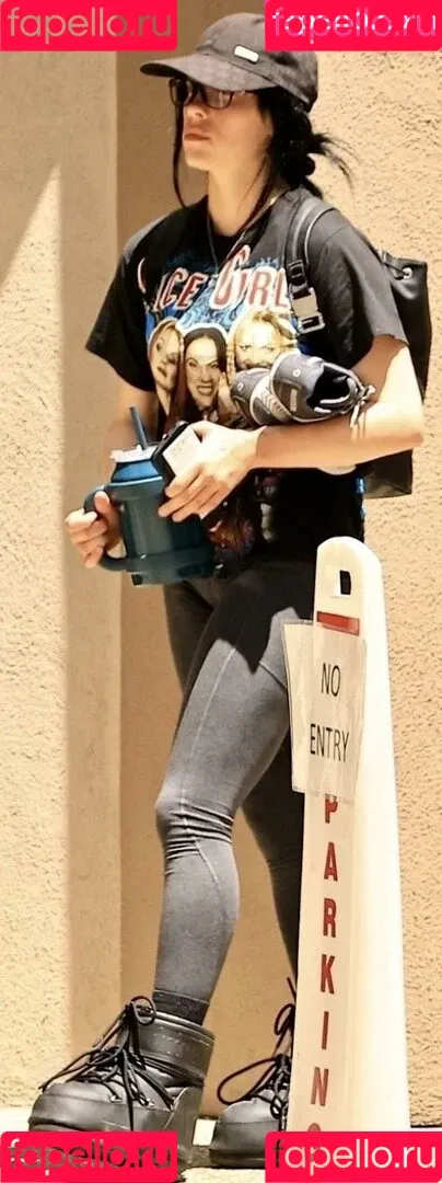Billie Eilish / Fake / billeeilish / billieeilish Onlyfans Photo Gallery 