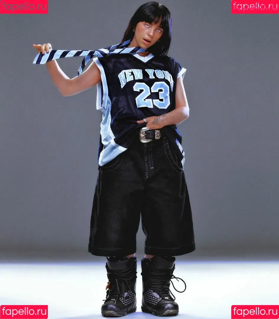 Billie Eilish / Fake / billeeilish / billieeilish Onlyfans Photo Gallery 