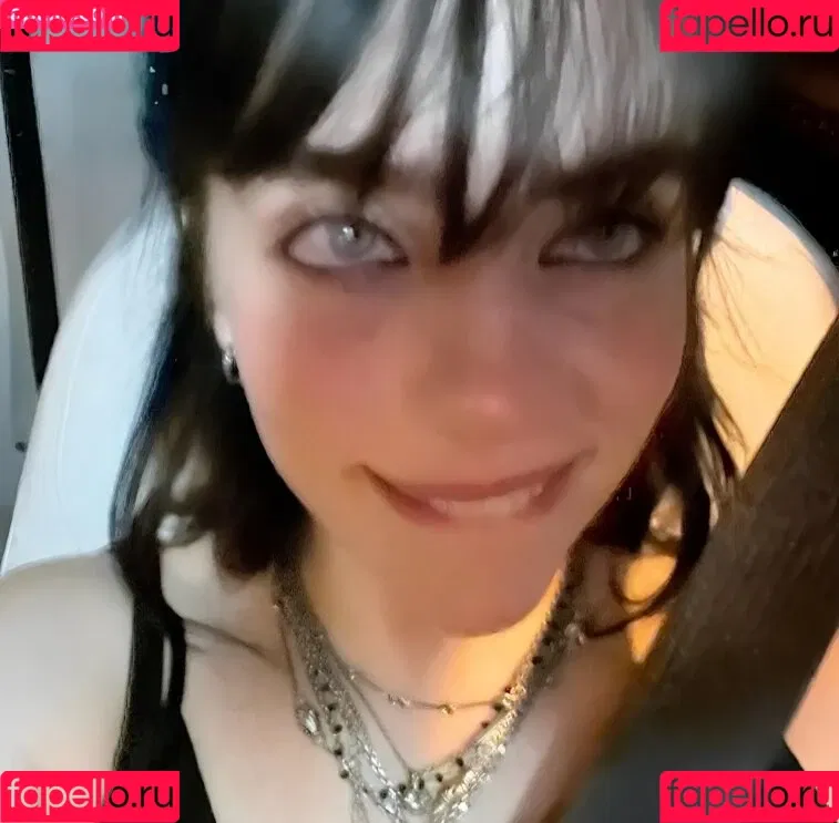 Billie Eilish / Fake / billeeilish / billieeilish Onlyfans Photo Gallery 