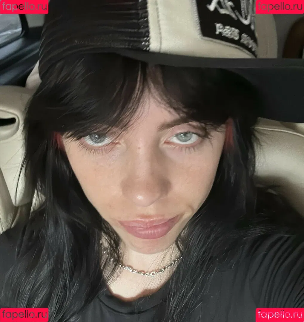 Billie Eilish / Fake / billeeilish / billieeilish Onlyfans Photo Gallery 