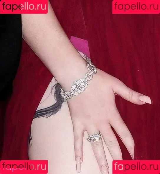 Billie Eilish / Fake / billeeilish / billieeilish Onlyfans Photo Gallery 