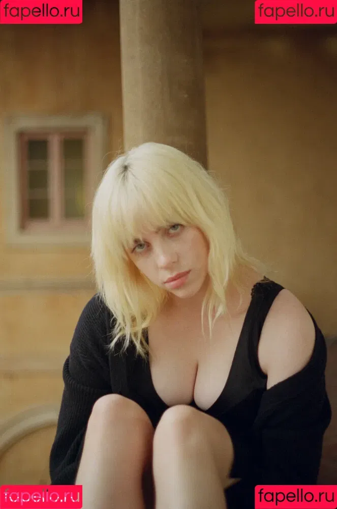 Billie Eilish / Fake / billeeilish / billieeilish Onlyfans Photo Gallery 