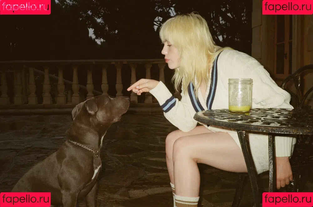 Billie Eilish / Fake / billeeilish / billieeilish Onlyfans Photo Gallery 