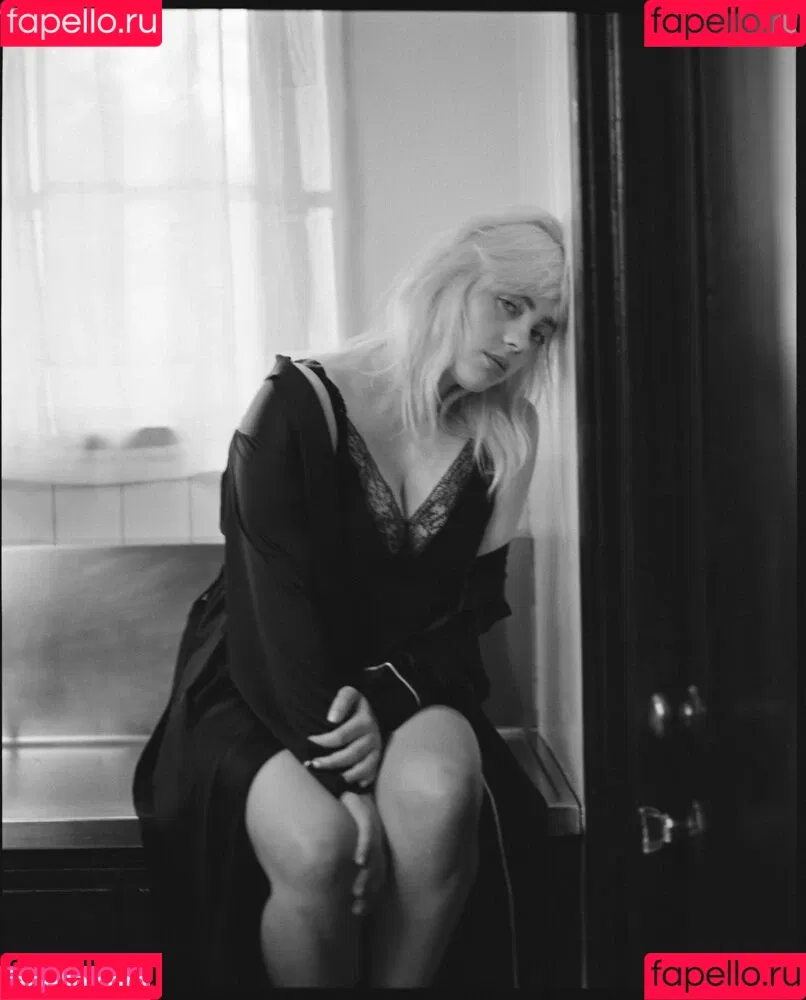 Billie Eilish / Fake / billeeilish / billieeilish Onlyfans Photo Gallery 