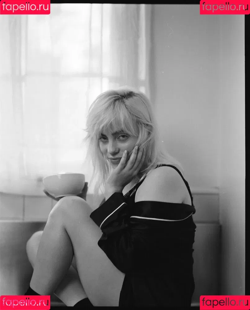 Billie Eilish / Fake / billeeilish / billieeilish Onlyfans Photo Gallery 