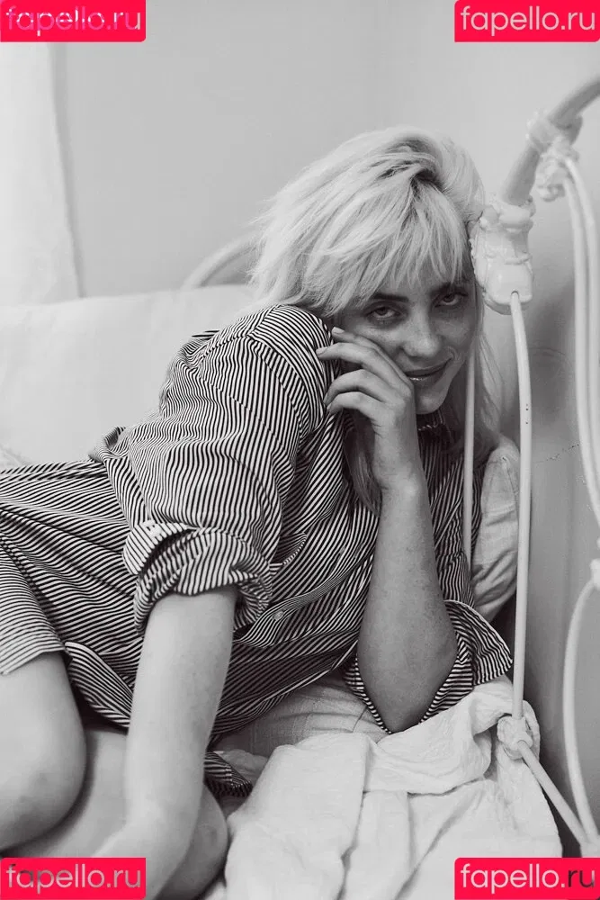 Billie Eilish / Fake / billeeilish / billieeilish Onlyfans Photo Gallery 