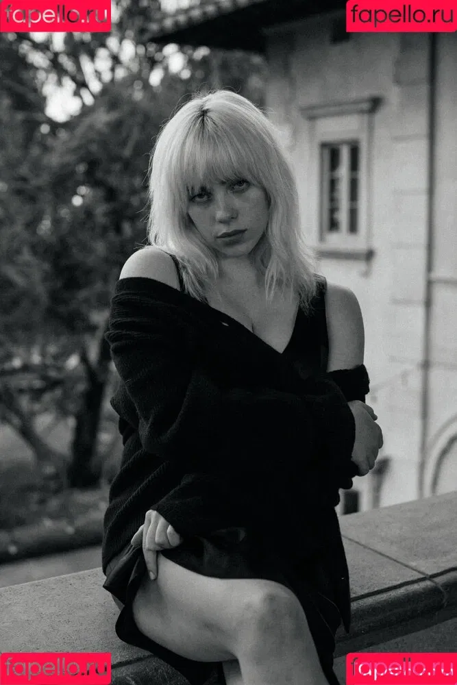 Billie Eilish / Fake / billeeilish / billieeilish Onlyfans Photo Gallery 