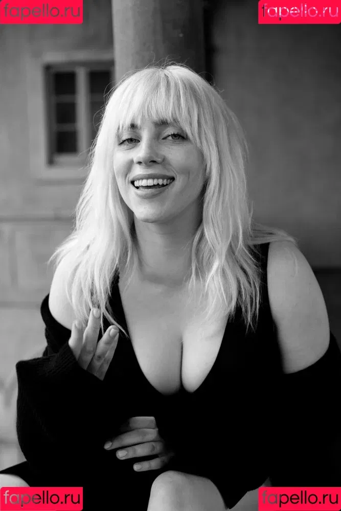 Billie Eilish / Fake / billeeilish / billieeilish Onlyfans Photo Gallery 