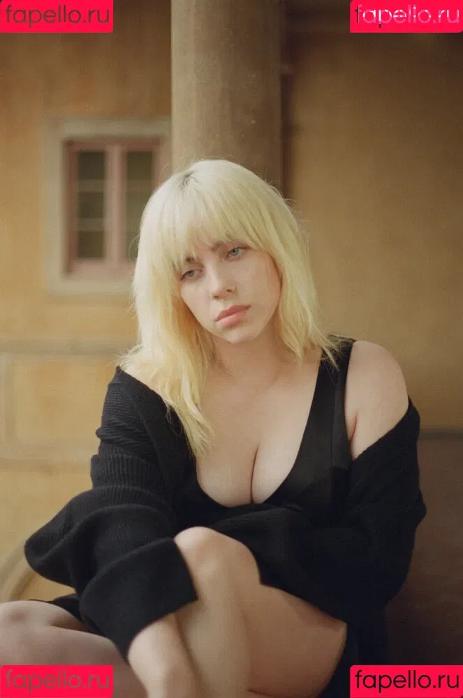 Billie Eilish / Fake / billeeilish / billieeilish Onlyfans Photo Gallery 