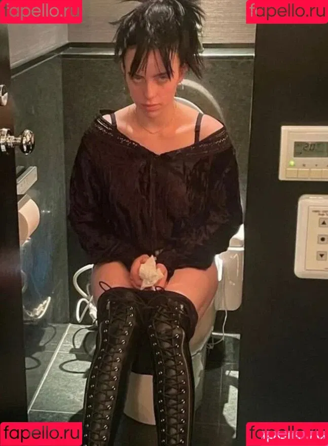 Billie Eilish / Fake / billeeilish / billieeilish Onlyfans Photo Gallery 