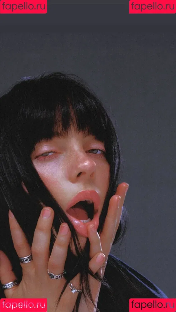 Billie Eilish / Fake / billeeilish / billieeilish Onlyfans Photo Gallery 