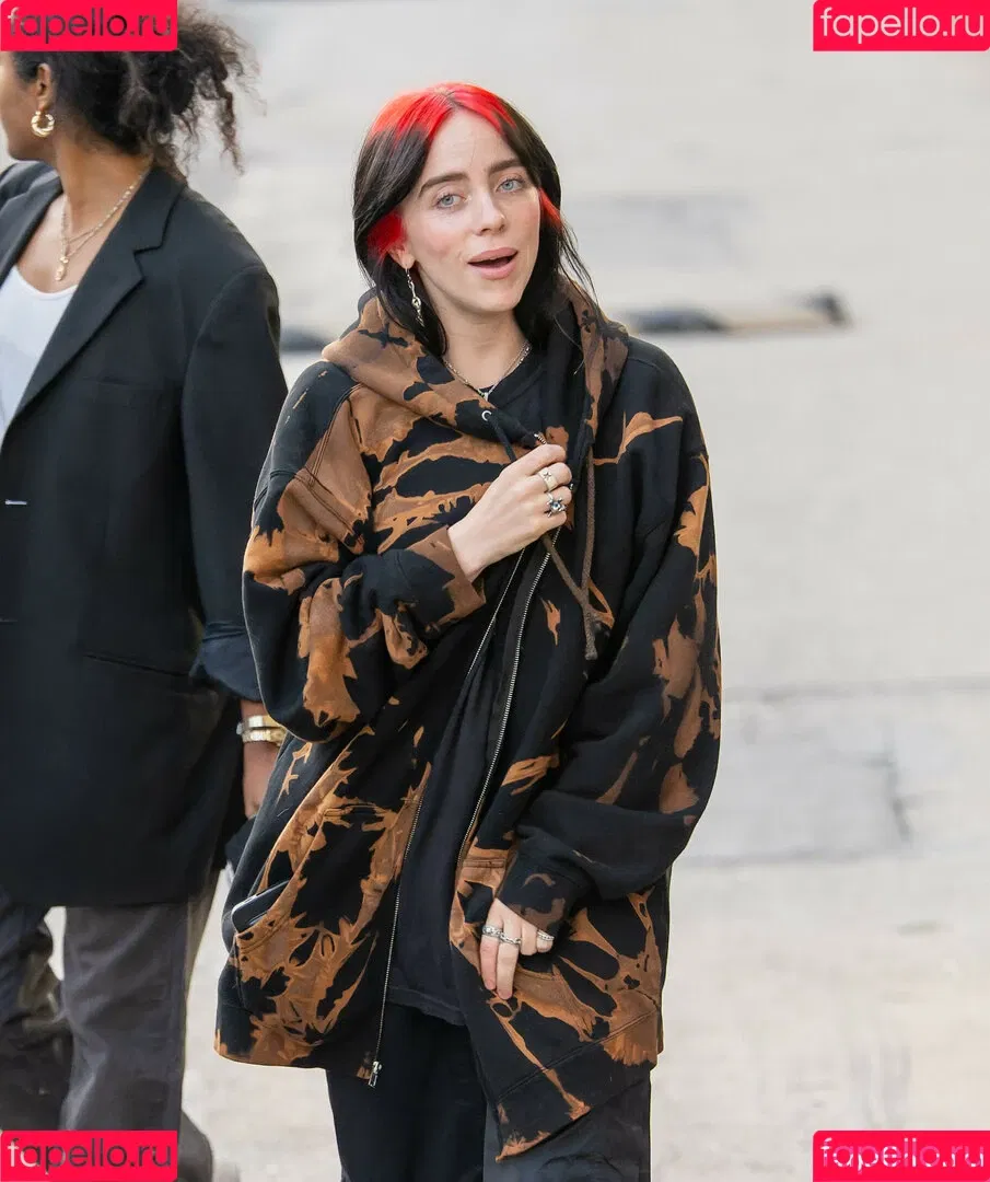 Billie Eilish / Fake / billeeilish / billieeilish Onlyfans Photo Gallery 