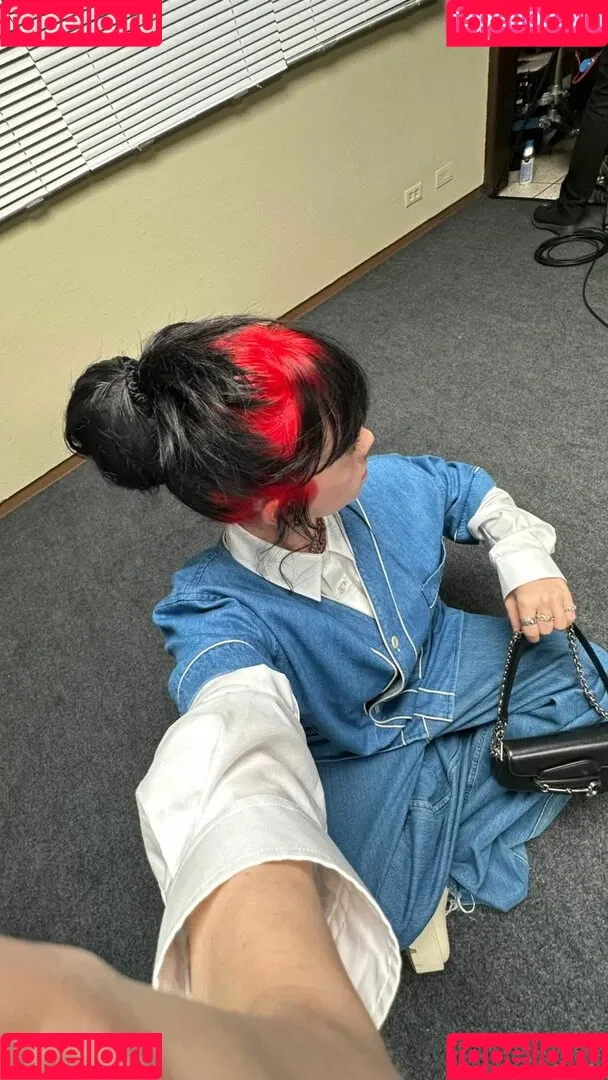 Billie Eilish / Fake / billeeilish / billieeilish Onlyfans Photo Gallery 