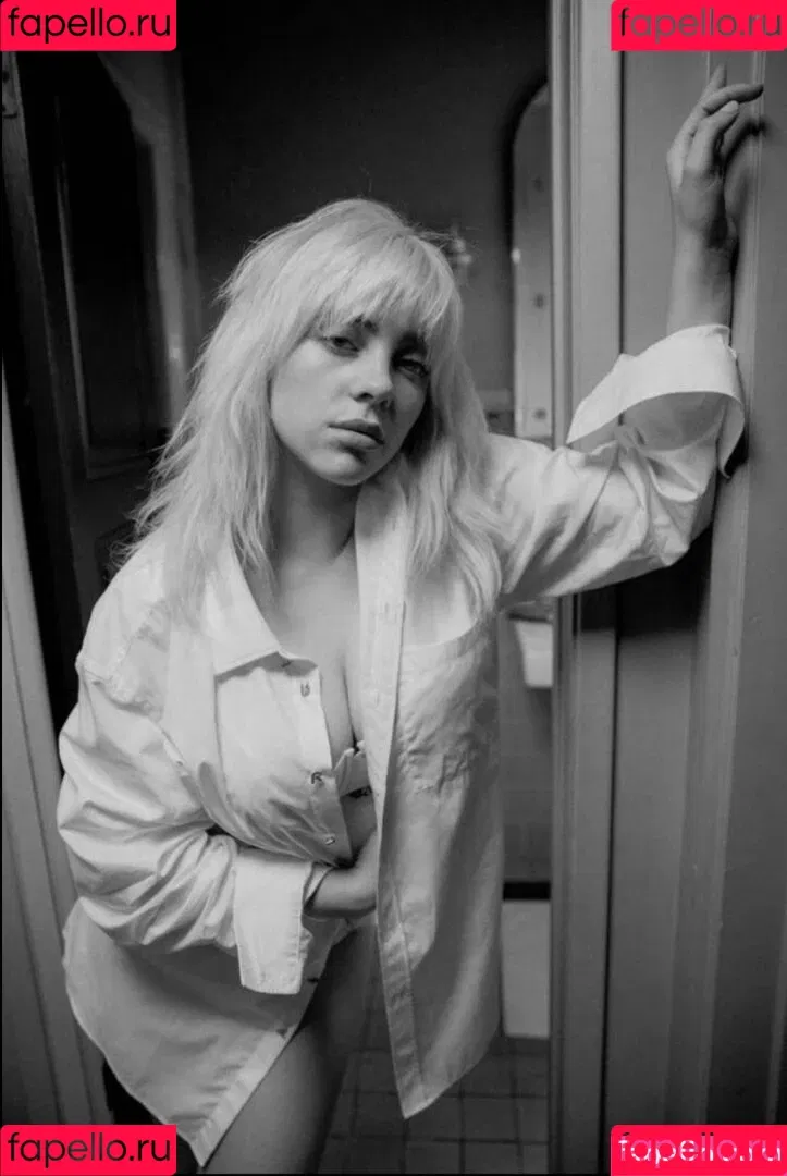 Billie Eilish / Fake / billeeilish / billieeilish Onlyfans Photo Gallery 