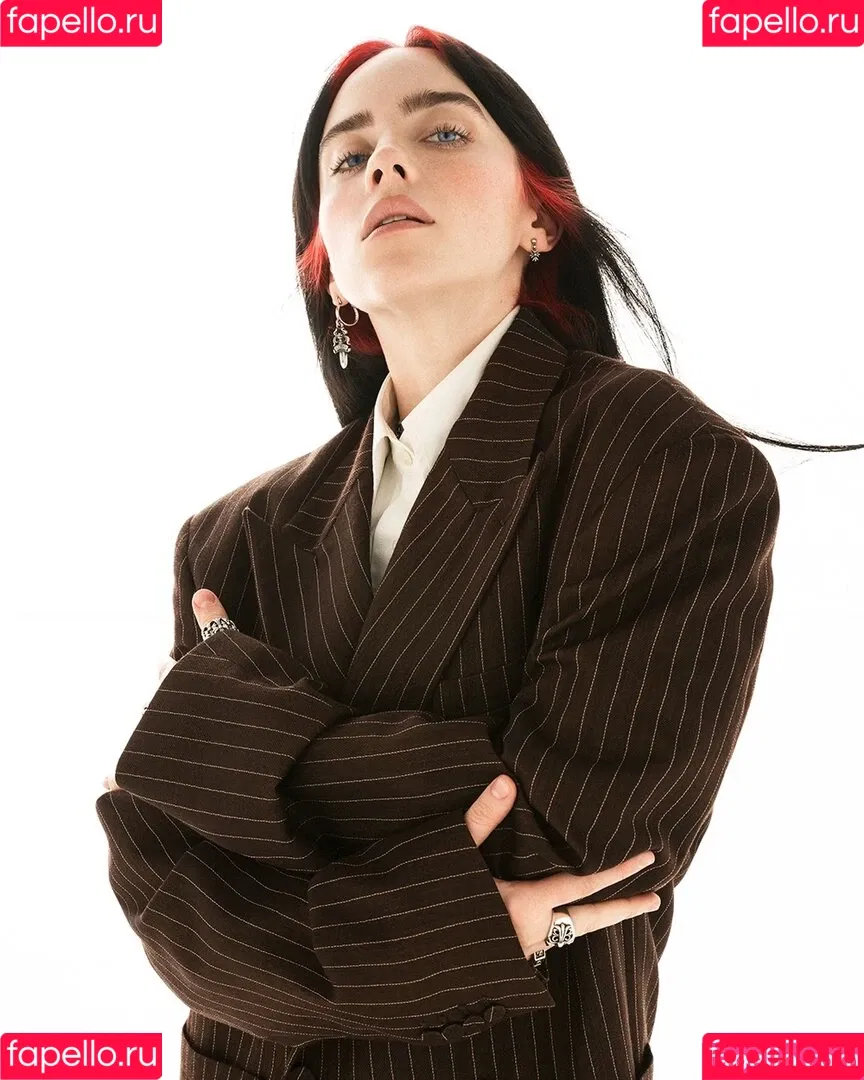 Billie Eilish / Fake / billeeilish / billieeilish Onlyfans Photo Gallery 