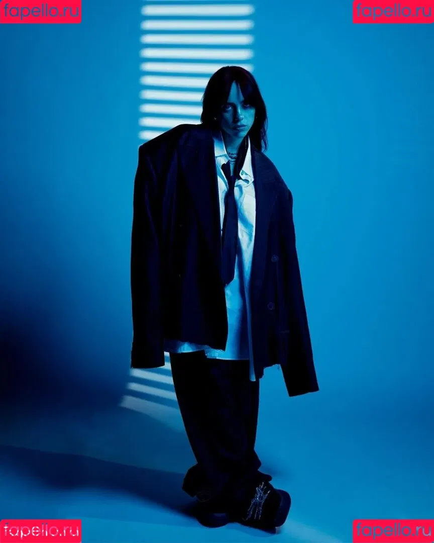 Billie Eilish / Fake / billeeilish / billieeilish Onlyfans Photo Gallery 