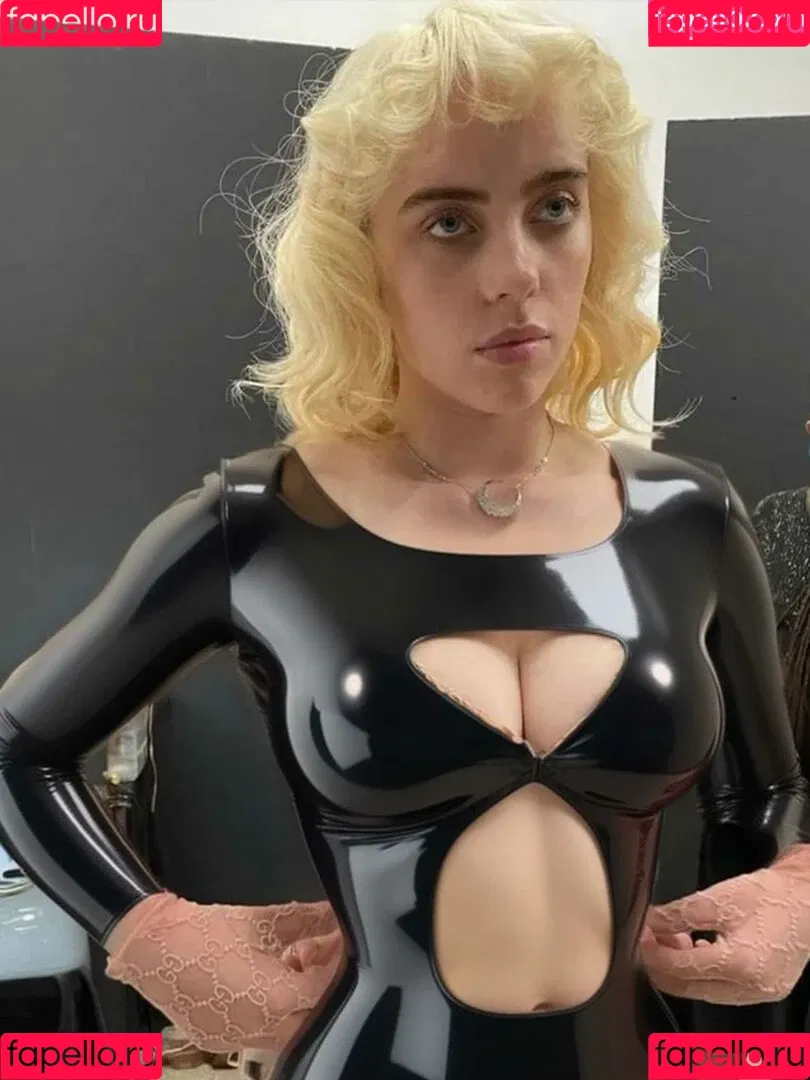 Billie Eilish / Fake / billeeilish / billieeilish Onlyfans Photo Gallery 