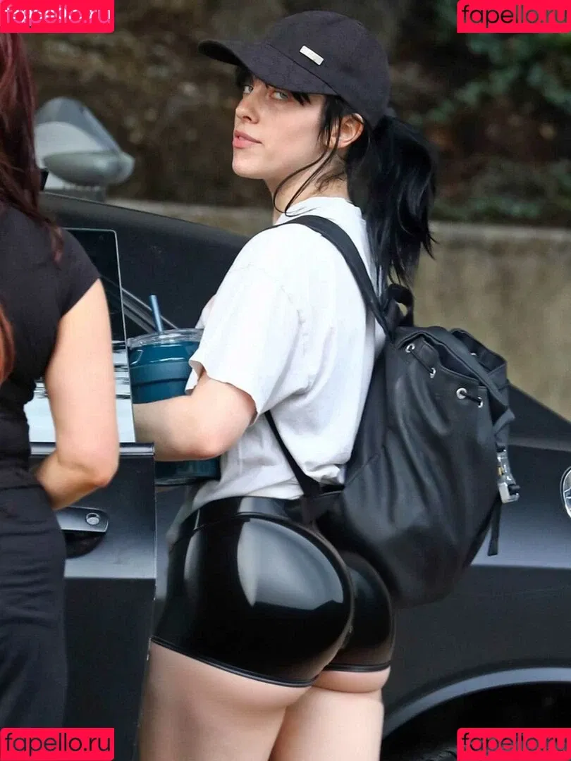 Billie Eilish / Fake / billeeilish / billieeilish Onlyfans Photo Gallery 