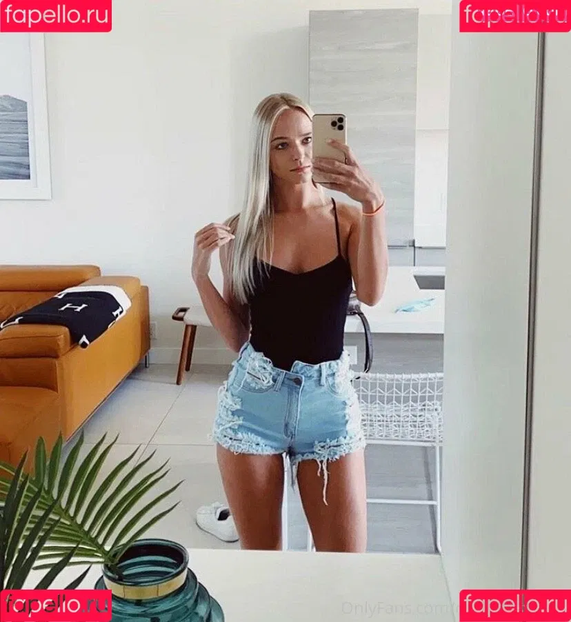 chanels.sweets_ / chanelsweets21 / channelsweets Onlyfans Photo Gallery 