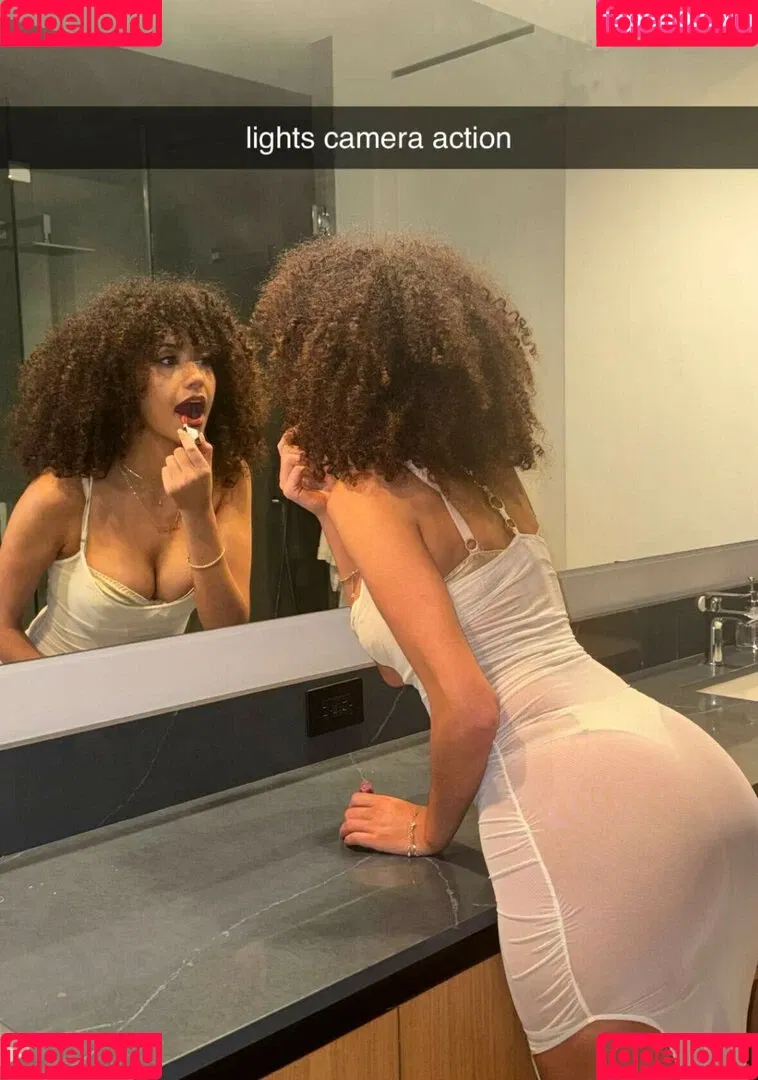 Megan Botnick / mbeeco Onlyfans Photo Gallery 