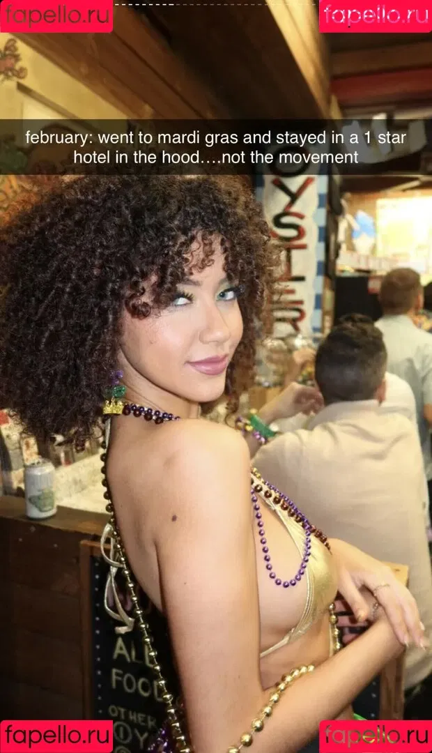 Megan Botnick / mbeeco Onlyfans Photo Gallery 