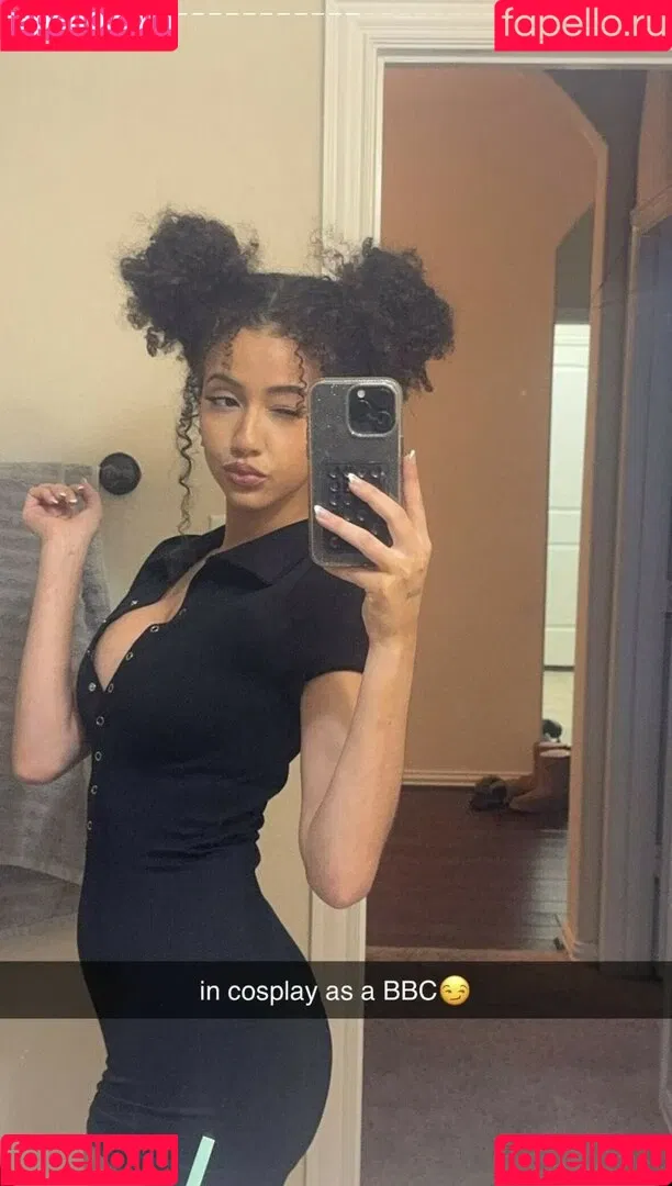 Megan Botnick / mbeeco Onlyfans Photo Gallery 