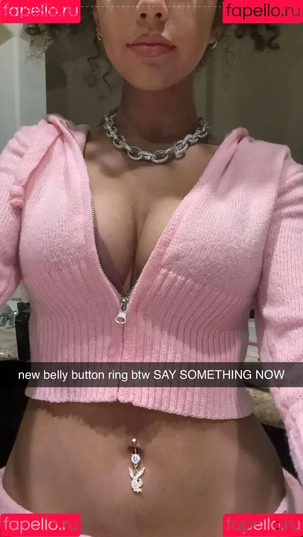 Megan Botnick / mbeeco Onlyfans Photo Gallery 