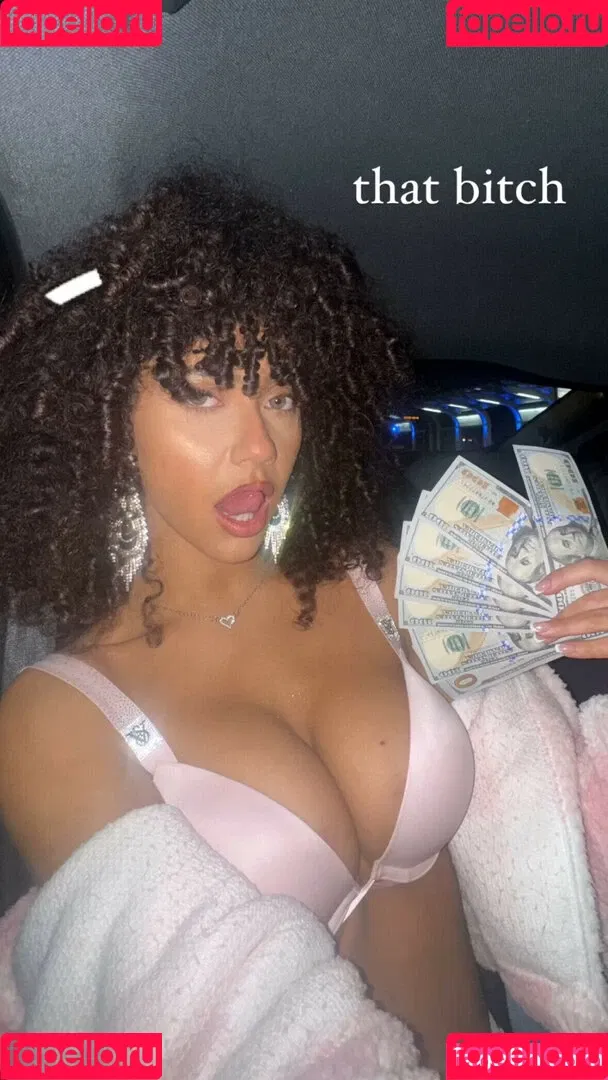 Megan Botnick / mbeeco Onlyfans Photo Gallery 