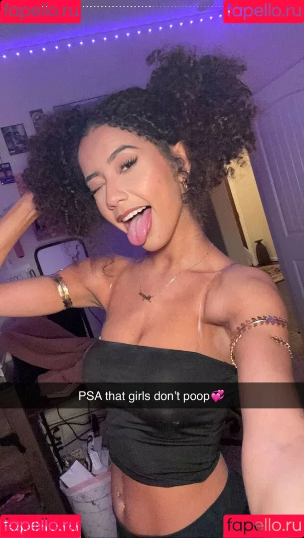 Megan Botnick / mbeeco Onlyfans Photo Gallery 