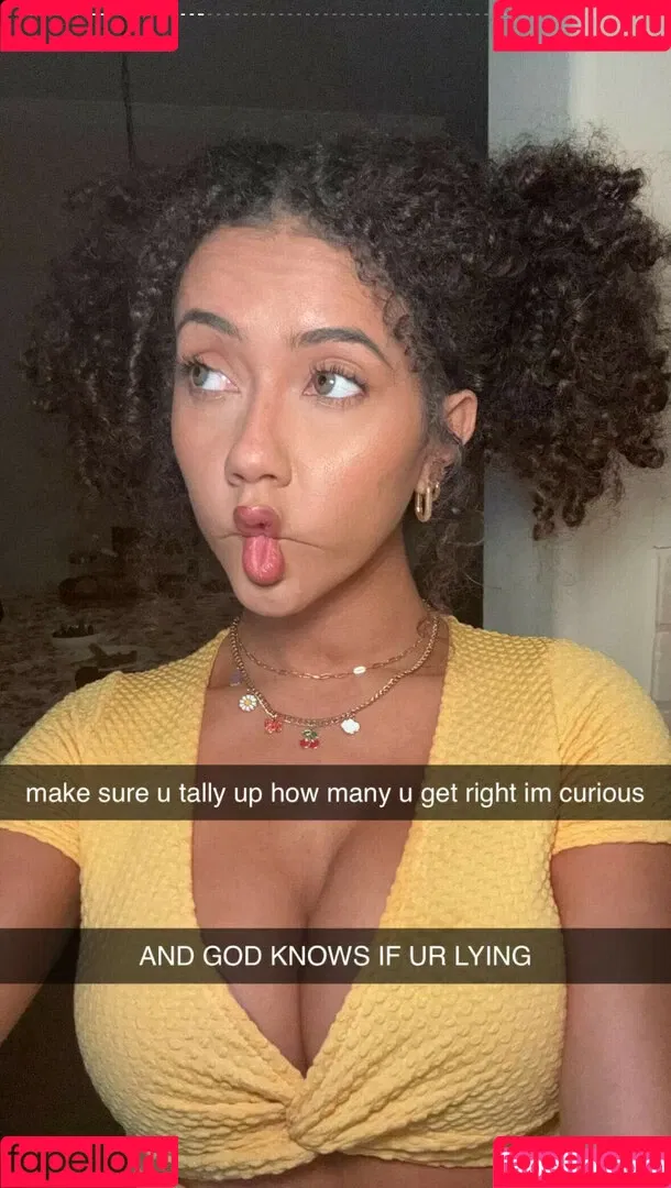 Megan Botnick / mbeeco Onlyfans Photo Gallery 