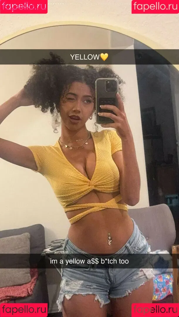 Megan Botnick / mbeeco Onlyfans Photo Gallery 