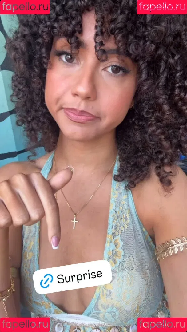 Megan Botnick / mbeeco Onlyfans Photo Gallery 
