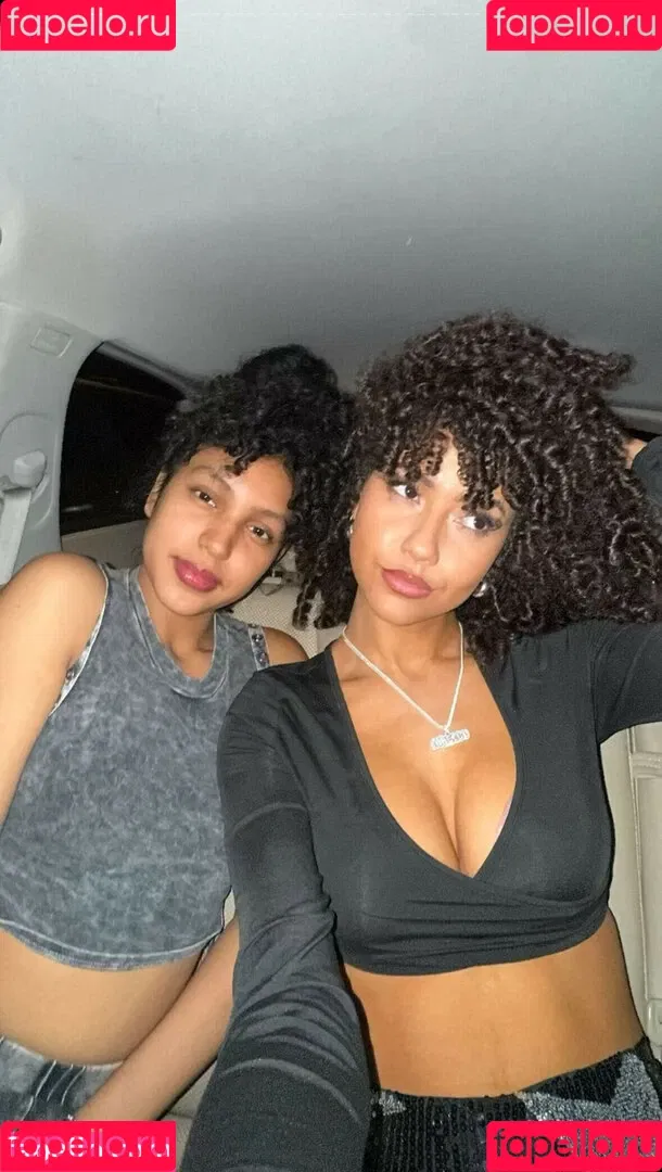 Megan Botnick / mbeeco Onlyfans Photo Gallery 