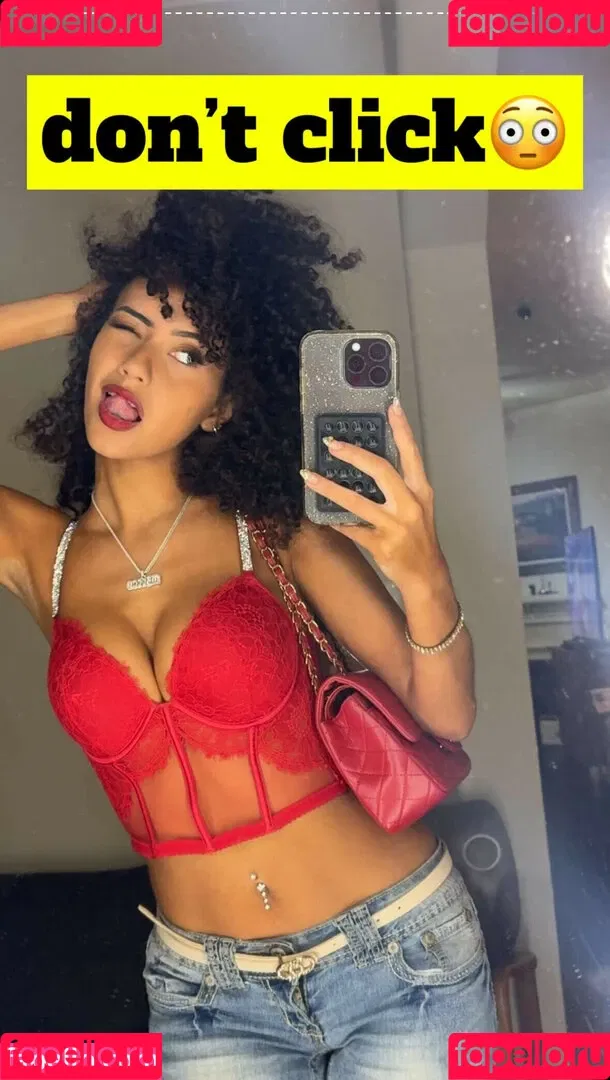 Megan Botnick / mbeeco Onlyfans Photo Gallery 