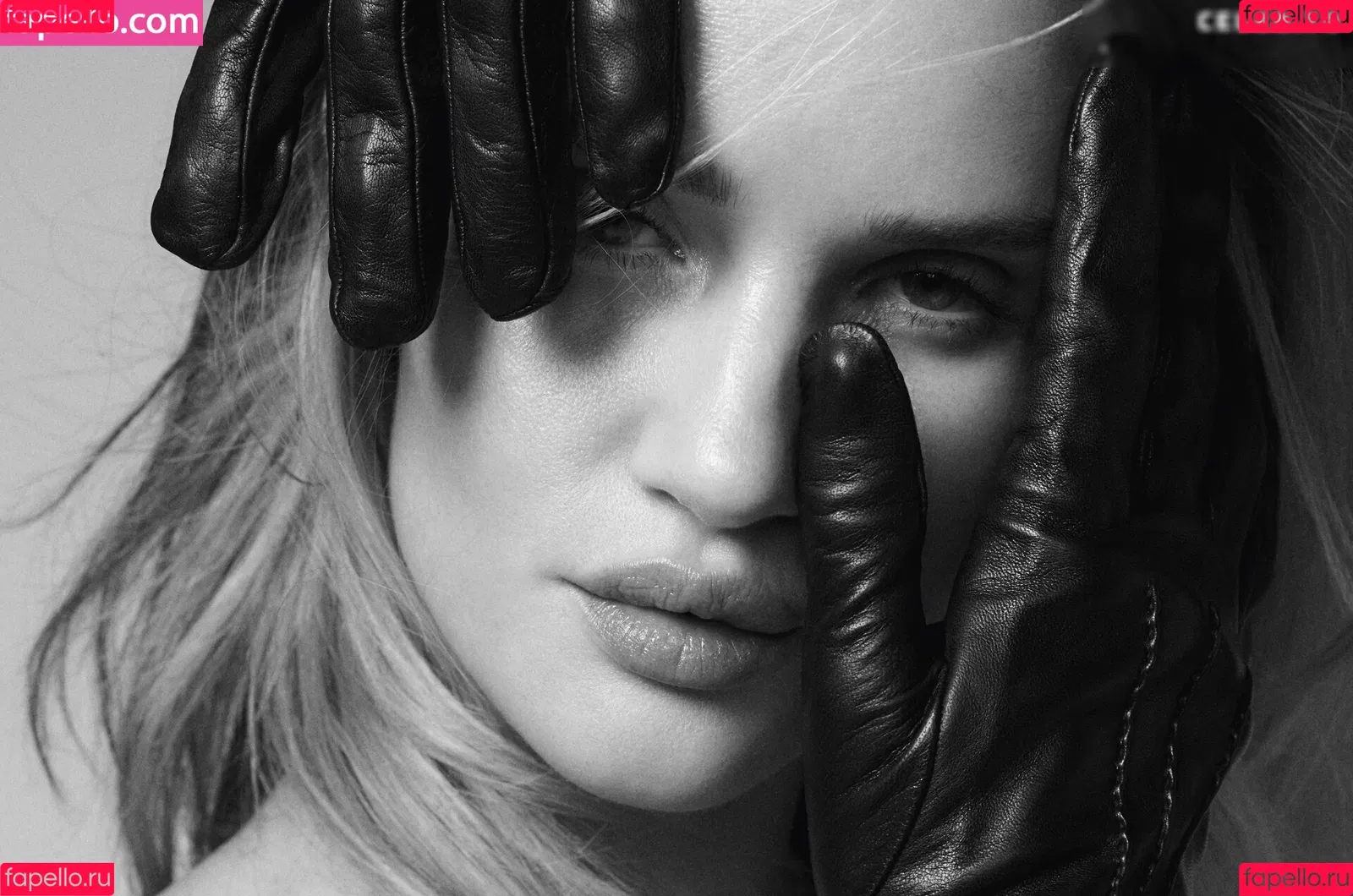 Rosie Huntington Whiteley / Rosie Huntington-Whiteley / rosiehw Onlyfans Photo Gallery 