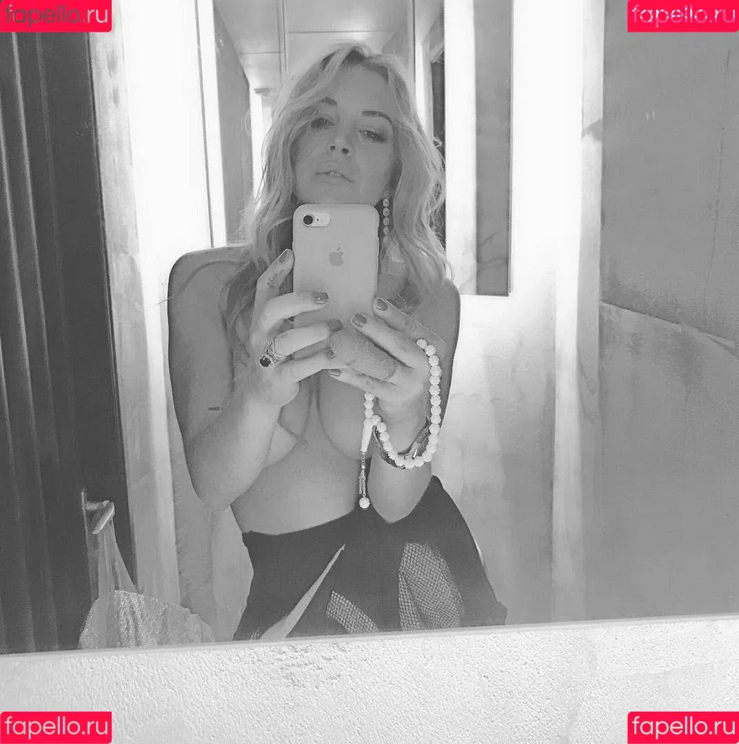 Lindsay Lohan / lindsaylohan / lindsaylohan201 Onlyfans Photo Gallery 